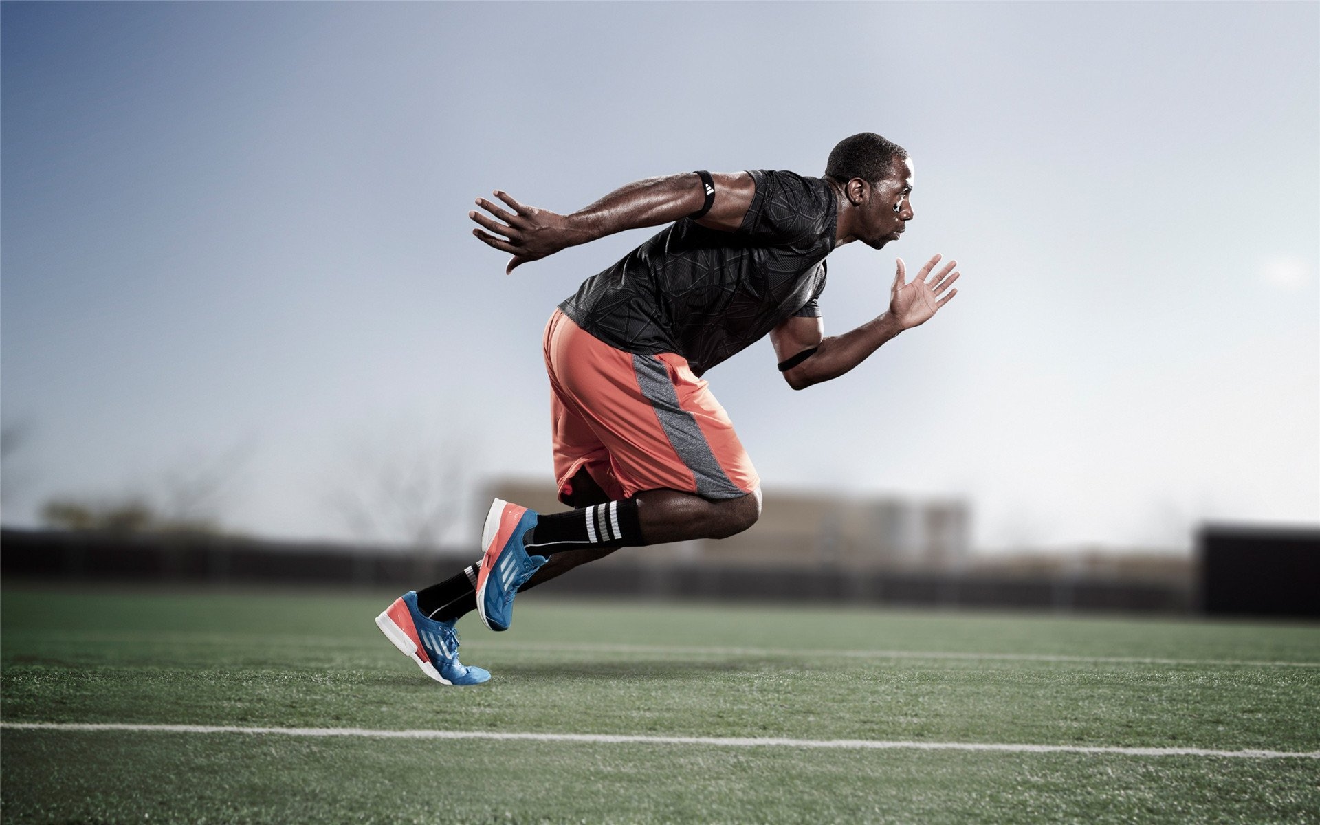 关键先生奥纳纳,巴黎之夜,他筑起叹息之墙