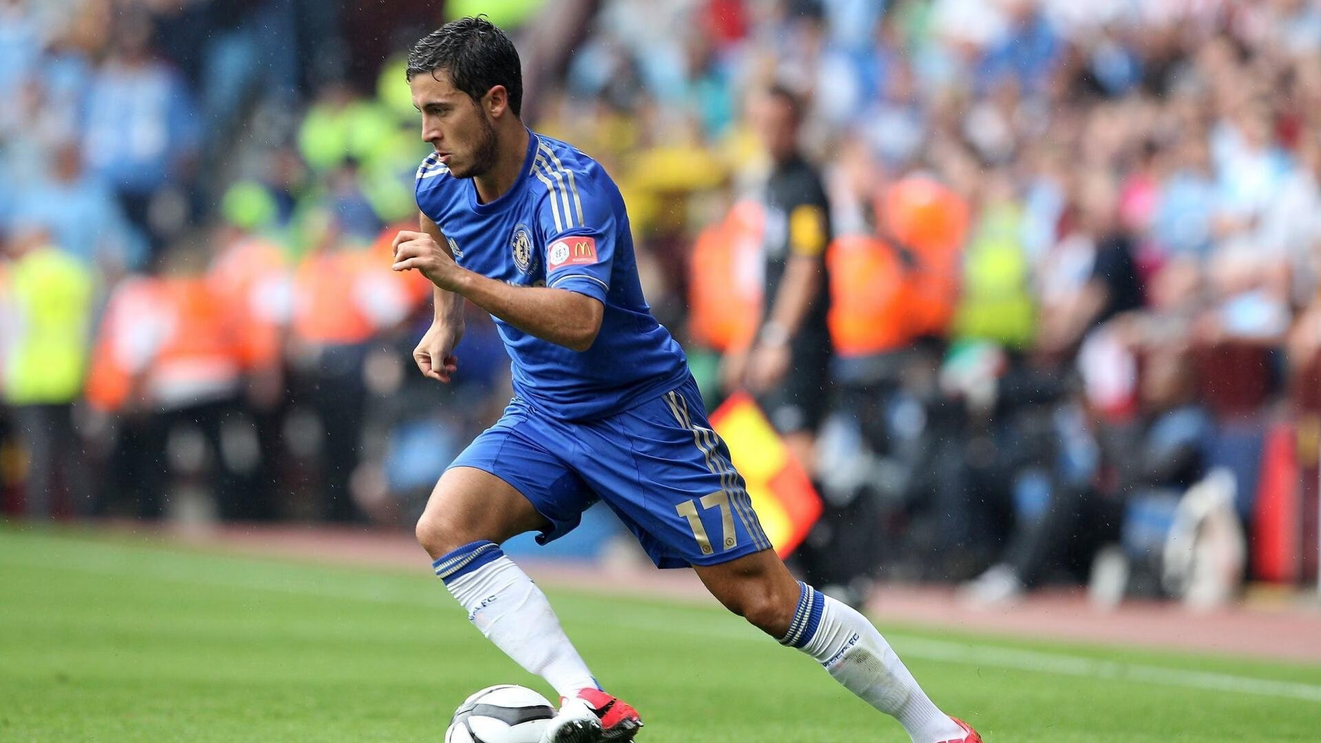 舞台越巨,C罗越狂